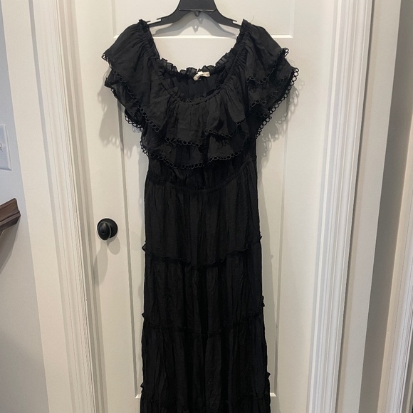 eesome Off the Shoulder Ruffle Maxi Dress, Black, XL, NWT - Picture 7 of 10